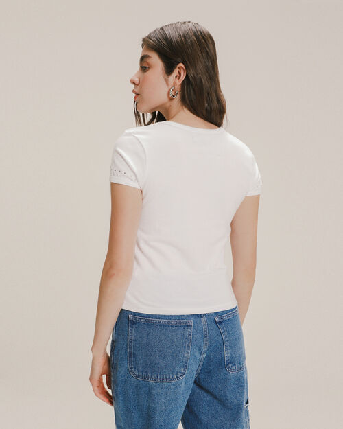Playera Manga Corta Aplicaciones